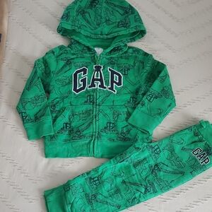 GAP Kids Green Hoodie and Joggers Set